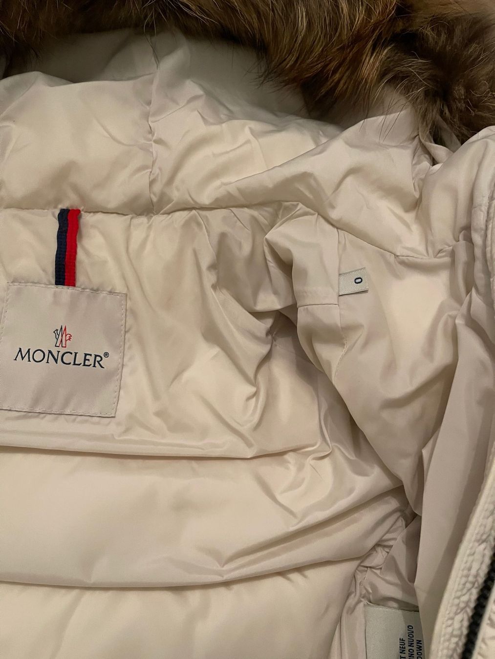 Moncler Vestes: Moncler Winterjacke – Neuf (Voir description) à Mümliswil par sandricaa89 6