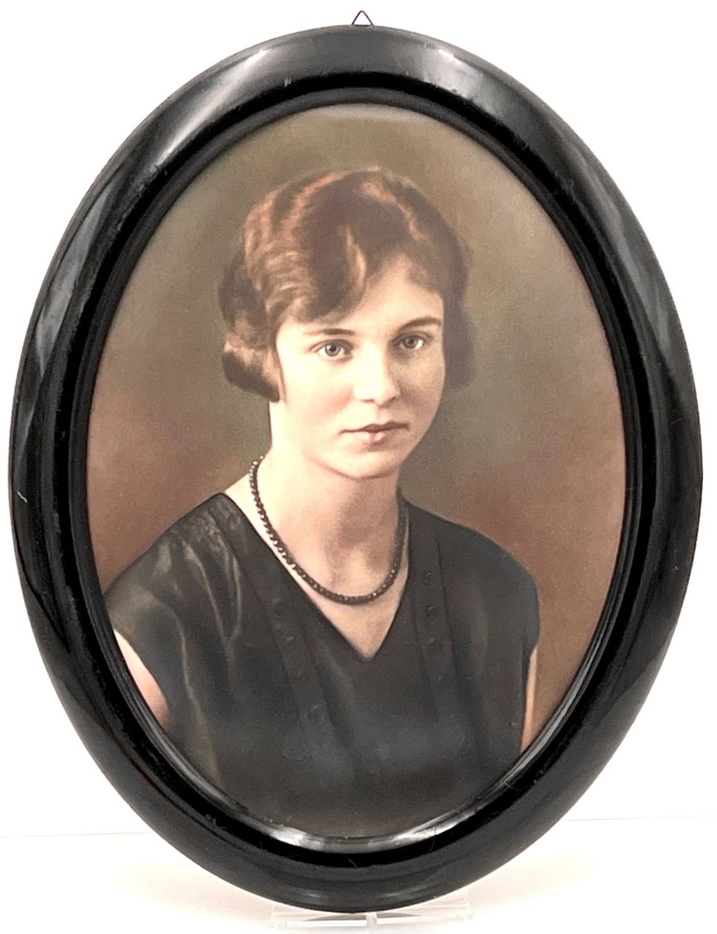 Poster & Bilder: Fotografie ca. 1929 gerahmt hinter Glas - Junge Dame – Gebraucht aus Häusernmoos von Galerie23