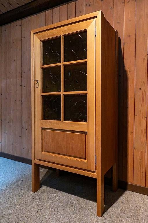 Vitrines: Vitrinen Möbel Ulme – D'occasion à Seuzach par pfuedi64