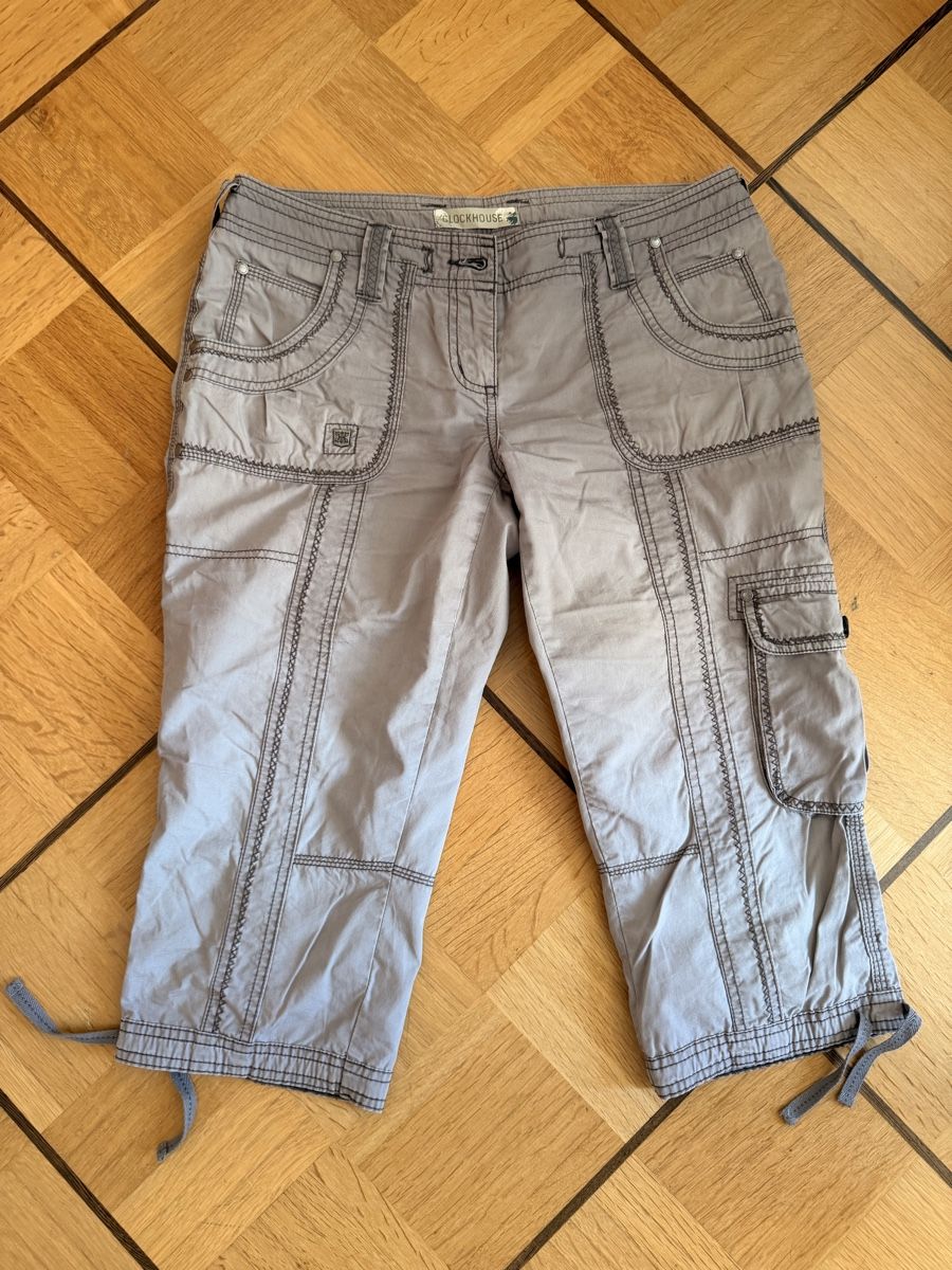 Pantaloni: y2k Vintage capri hose – Usato da Unterentfelden venduto da ame_tf2n 2
