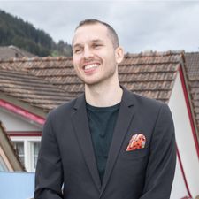 Profile image of yuri_forster