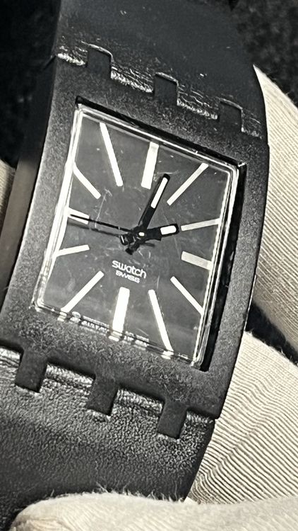 Swatch Montres: Schwarze Swatch Uhr, Vintage, Top Zustand – D'occasion à Grenchen par chththl 4