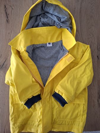 Petit Bateau gelbe Regenjacke 86
