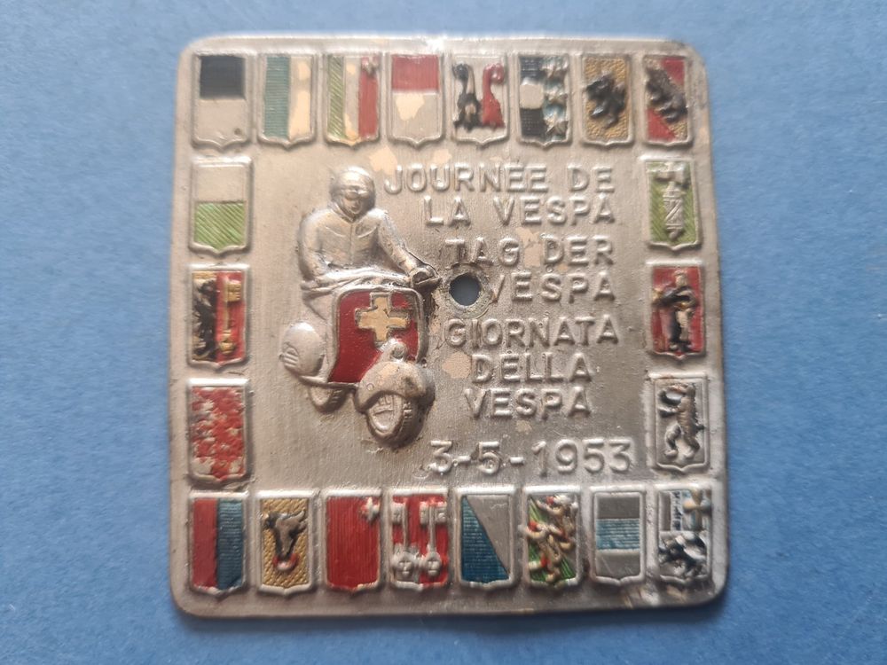 Pin's Olympique Vintage - Bobsleigh Kodak France - Badge Métal Limitée