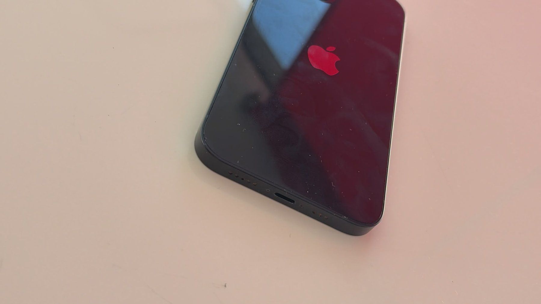 Apple Telefoni cellulari / Smartphones: I-Phone 12 – Usato da Langwiesen venduto da rheinfall59 3