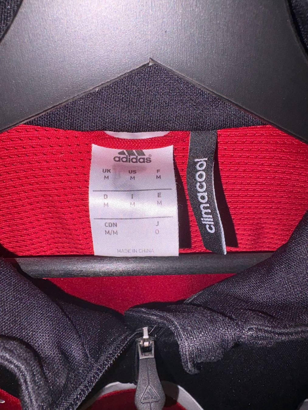 Adidas Maglioni & Felpe: NEUWERTIGER ADIDAS TRAININGSPULLOVER GRÖSSE M – Usato da Matzingen venduto da dkl_6khr 2