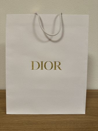 DIOR Einkaufstasche Papier weiss mit Sternanhänger