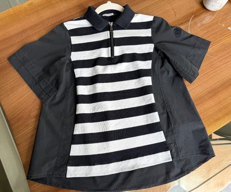 Moncler T-shirt Bluse Gr. 34-36, S-XS