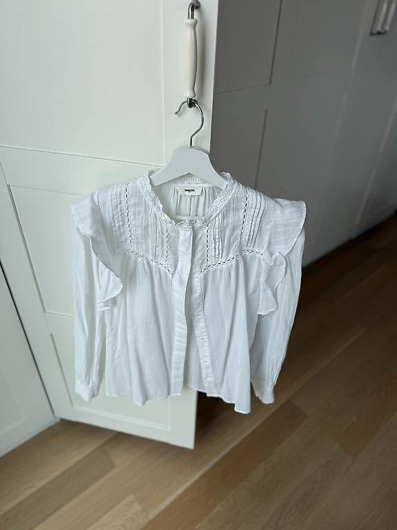 Chemisiers: Suncoo Loft Bluse / Top  – D'occasion à St. Gallen par Sabrinaaa 1
