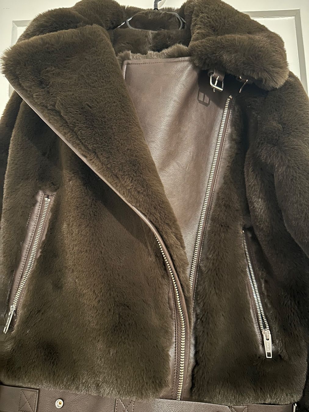 Kooples Jacken: The Kooples Faux Fur Jacket Never Worn – Gebraucht aus Zürich von cmi_dl6b 5