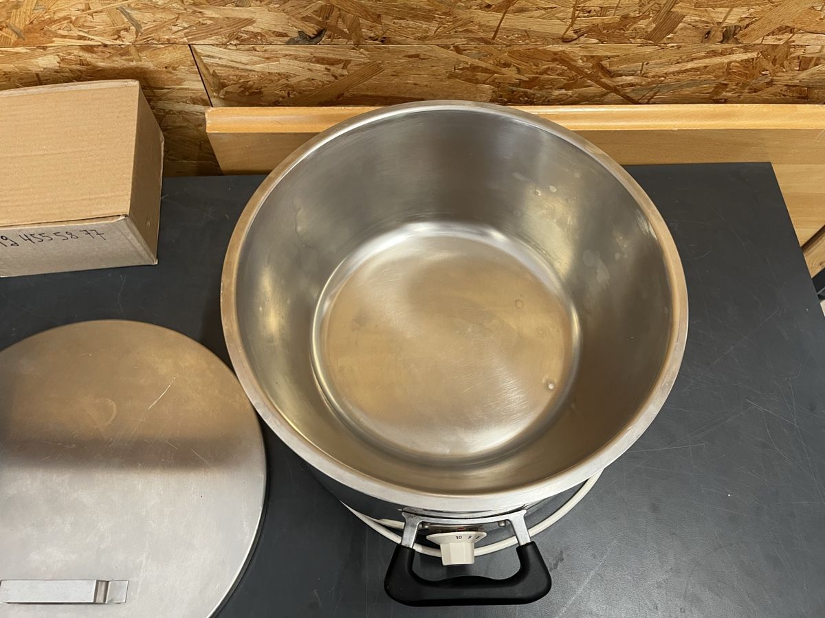 Elettrodomestici da cucina: Schokoladen / Couverture Temperier Gerät – Usato da Dittingen venduto da Cervolino77 2
