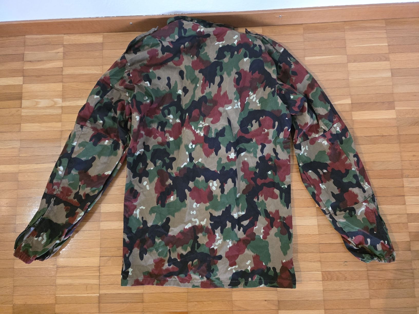Armée suisse Uniformes: Schweizer Armee Tarnjacke TAZ 90 – D'occasion à Winterthur par Eljabanebre 3