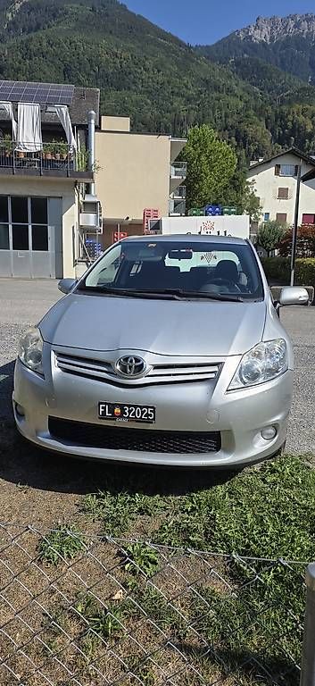 Autos: Toyota Auris 1.6 – Gebraucht aus Eschen von S.Topalovic96 4