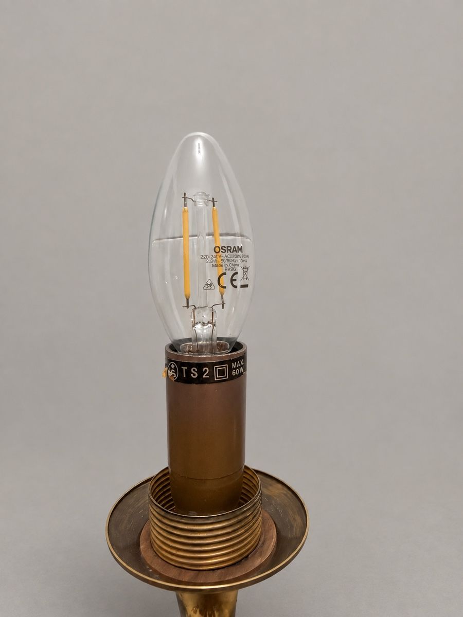 Temde Leuchten Lampade: Max Bill for Temde TS2 Brass Table Lamp   – Usato da Zuerich venduto da EMANUELEFEDERICO 4