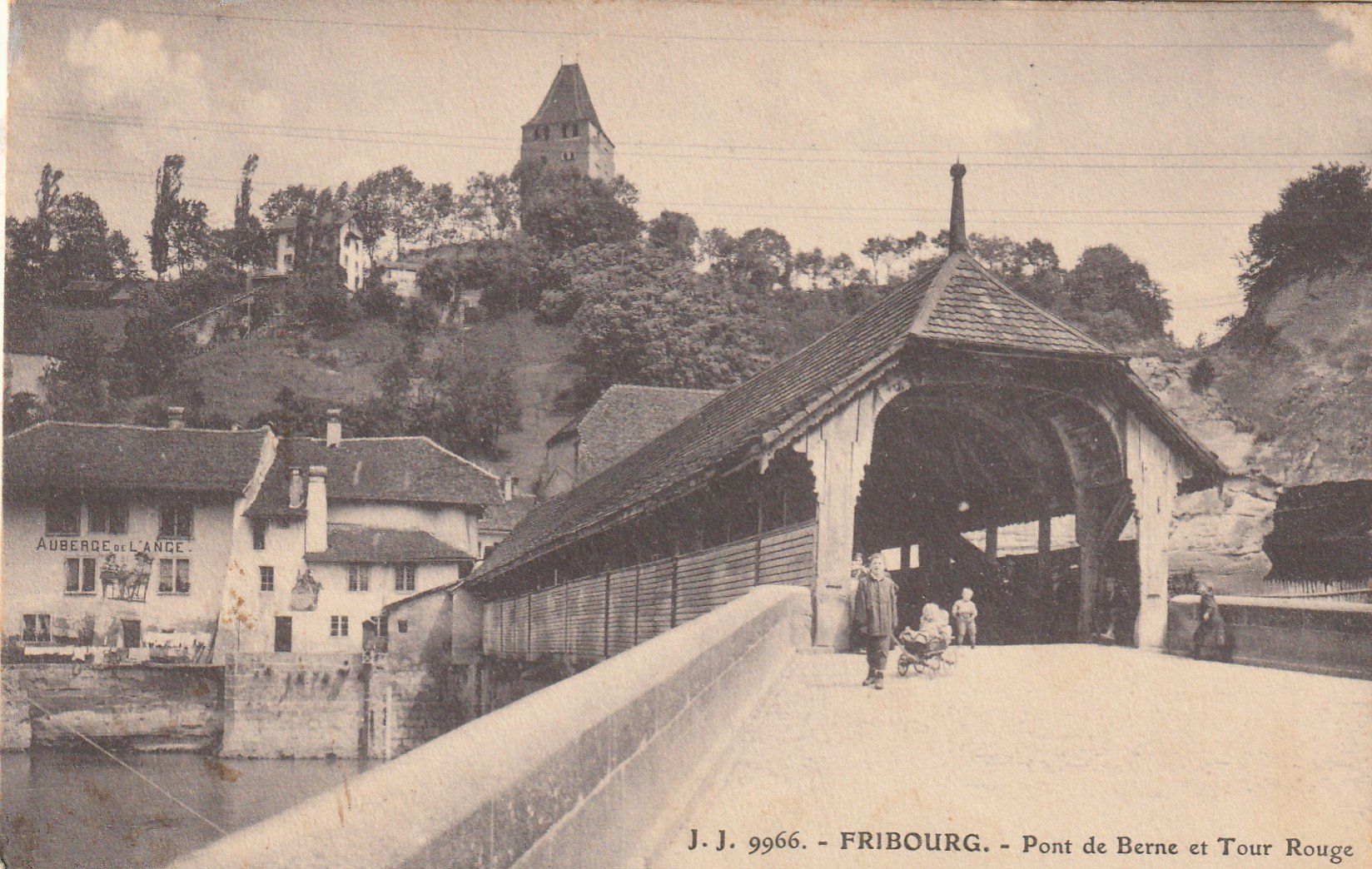 Cartoline postali: Fribourg Pont de Berne – Usato da Rorschacherberg venduto da fratovi2