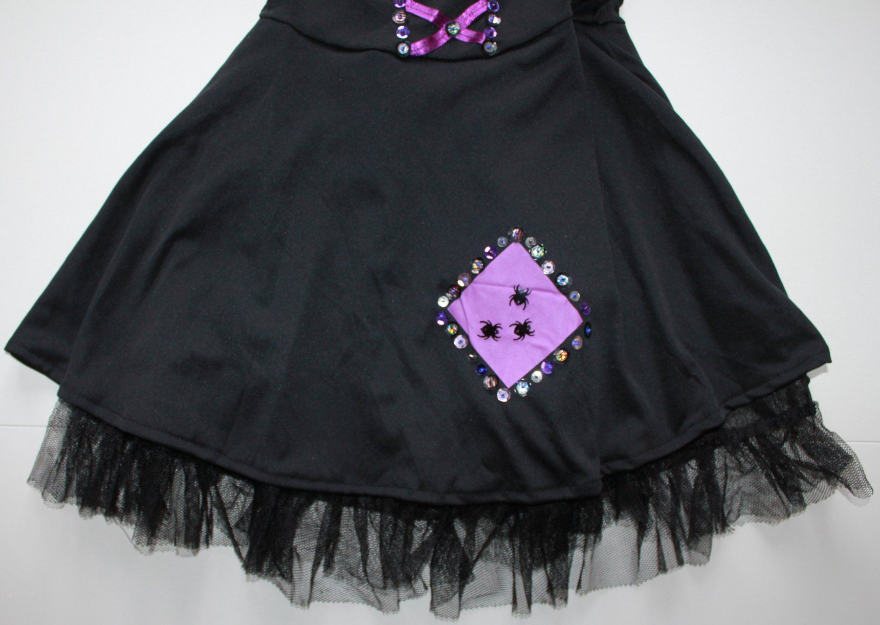Costumi: Costume sorcière / Hexe t. 2 - 3 ans – Usato da Peseux venduto da CoolShoping 4