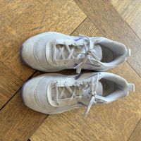 Turnschuhe Grösse 37