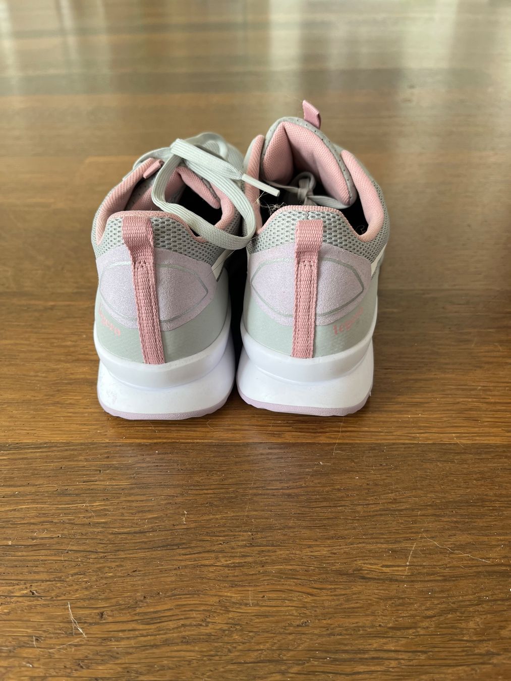 Legero Scarpe da donna: Sneaker Legero – Usato da Zürich venduto da tiger22 2