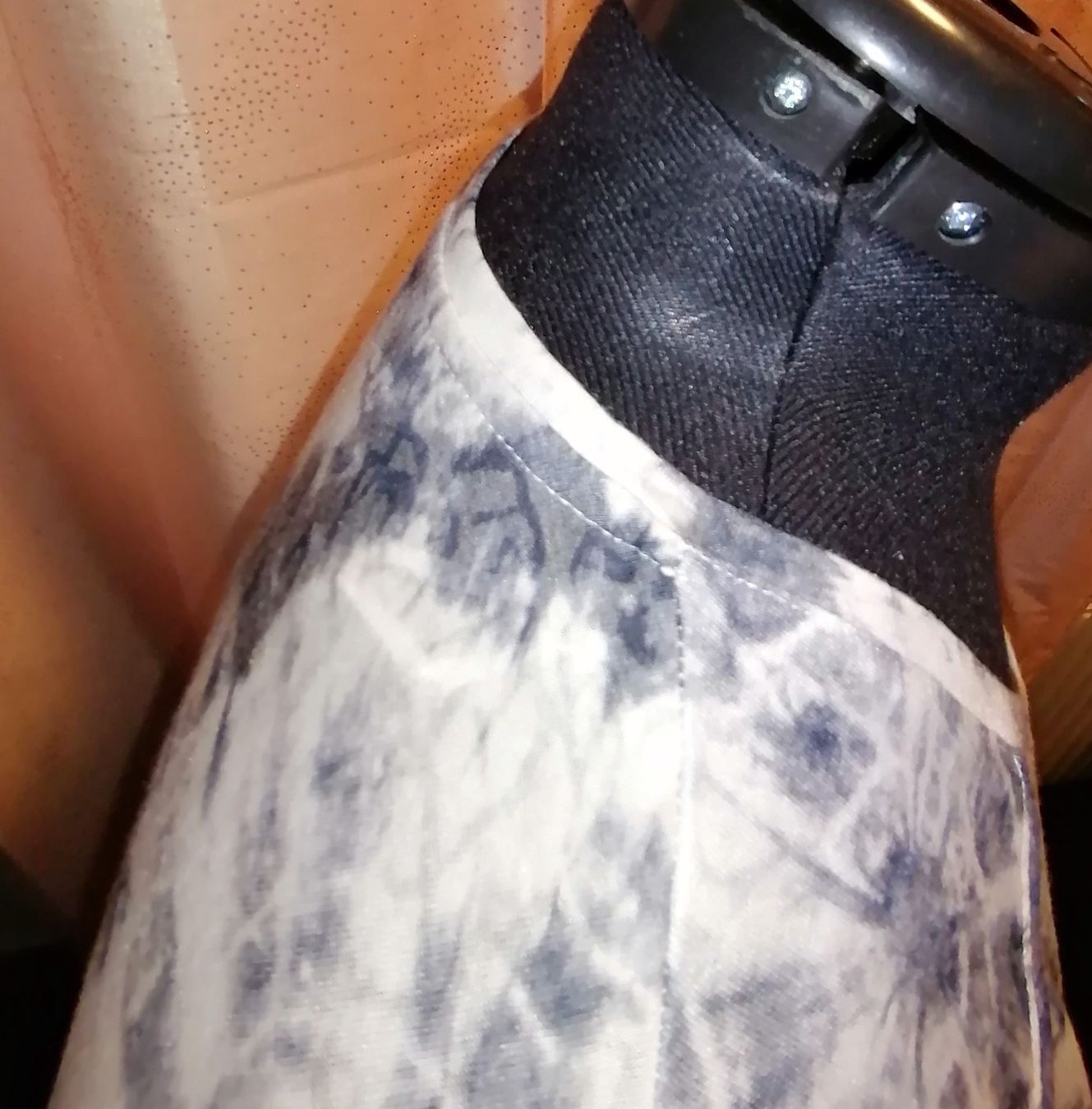 T-shirt: Splendide Retro Longshirt – Nuovo (secondo la descrizione) da Corcelles-près-Payerne venduto da RxOne_Krs 5