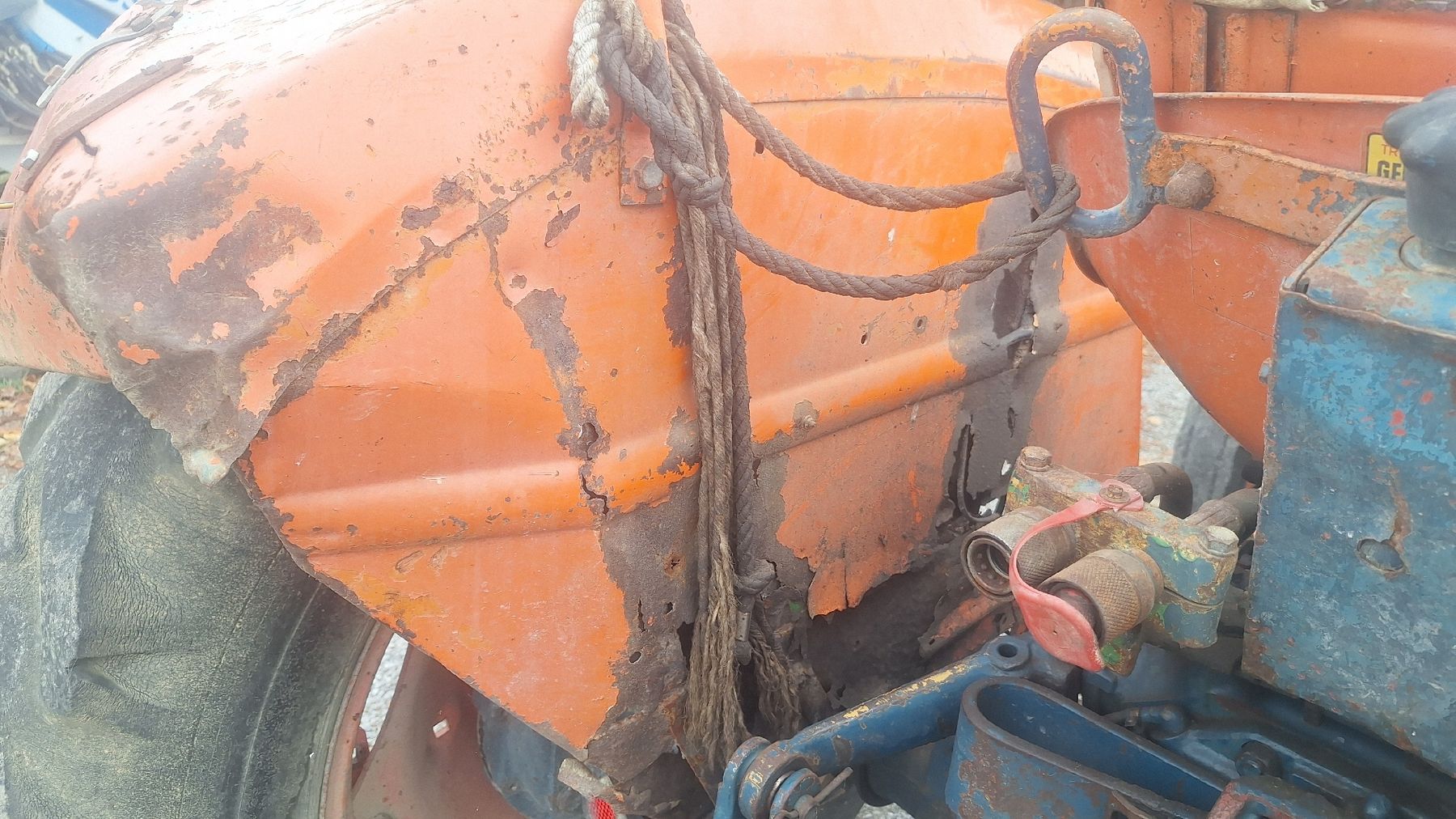 Fiat Traktoren: Fiat 450 Traktor – Defekt aus Seewil von nadine17 5