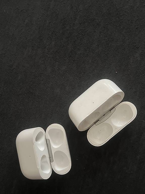 Kopfhörer: VENDO CUSTODIA AIRPODS – Gebraucht aus Tenero von loa_7m8d 2
