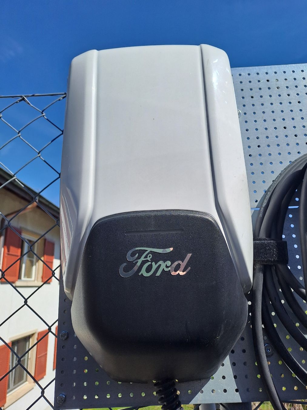 Caricabatterie: Ford Wallbox Ladestation 11kw – Usato da Burg im Leimental venduto da Fridulin 4