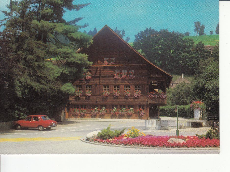 Cartoline postali: Langnau Chüechlihus 1985 – Usato da Bürglen TG venduto da StampGraf