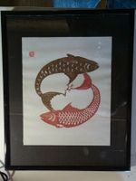 Asiatisches Bild Scherenschnitt Koi Fische