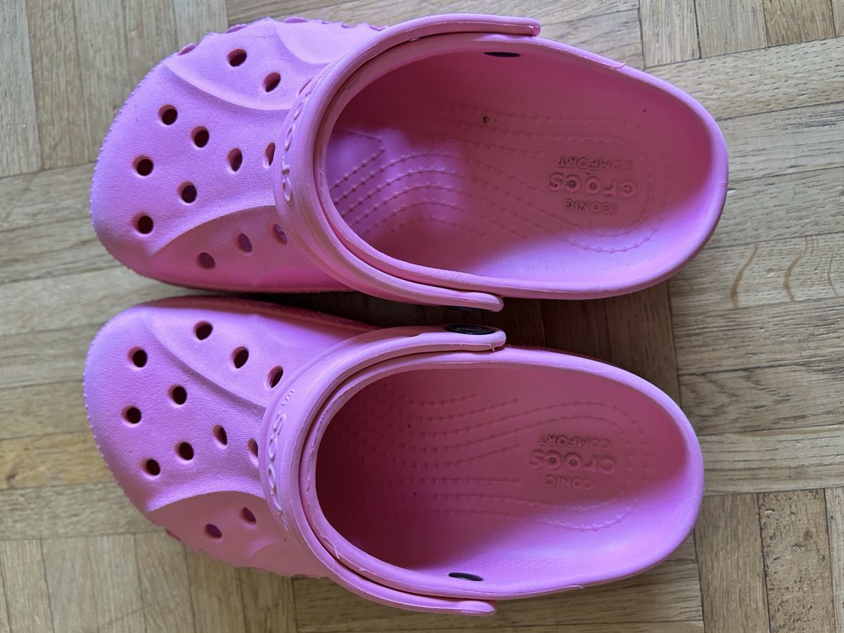 Crocs Scarpe per ragazze: Crocs rose / taille 32-33 – Usato da Meyrin venduto da Bronx86 1