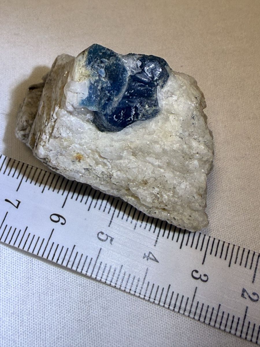 Mineralien & Heilsteine: Hauyn Haüyn – Gebraucht aus Oberhof von RealStone 4