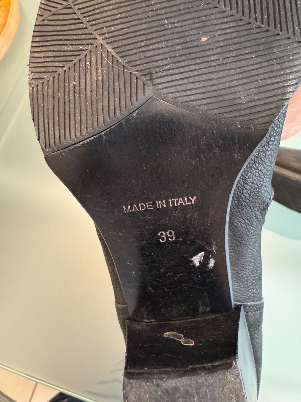 Scarpe da donna: Schwarze Leder-Stiefeletten von Passito – Usato da Unterägeri venduto da Jr61 5