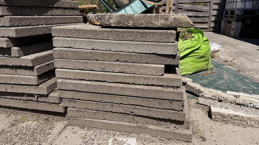 Revêtements de sol: Diverse Gartenplatten zum abholen – D'occasion à Bolligen par Lergon 1