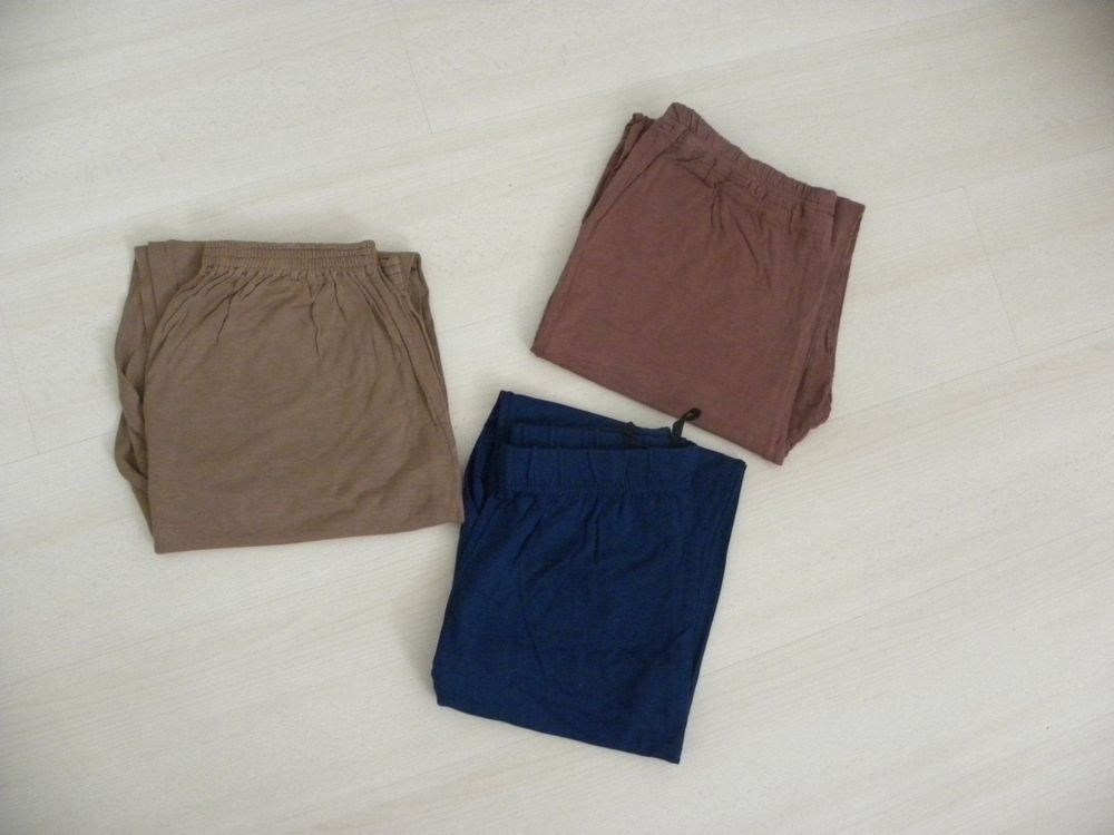 Lotti di vestiti: 3er Set leichte Stoffhosen, Grösse 42 – Usato da WALTERSWIL SO venduto da thb_ybm8 2