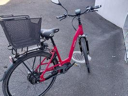 Cresta e-City Bike / Rot /nur 272.5Km auf Tacho