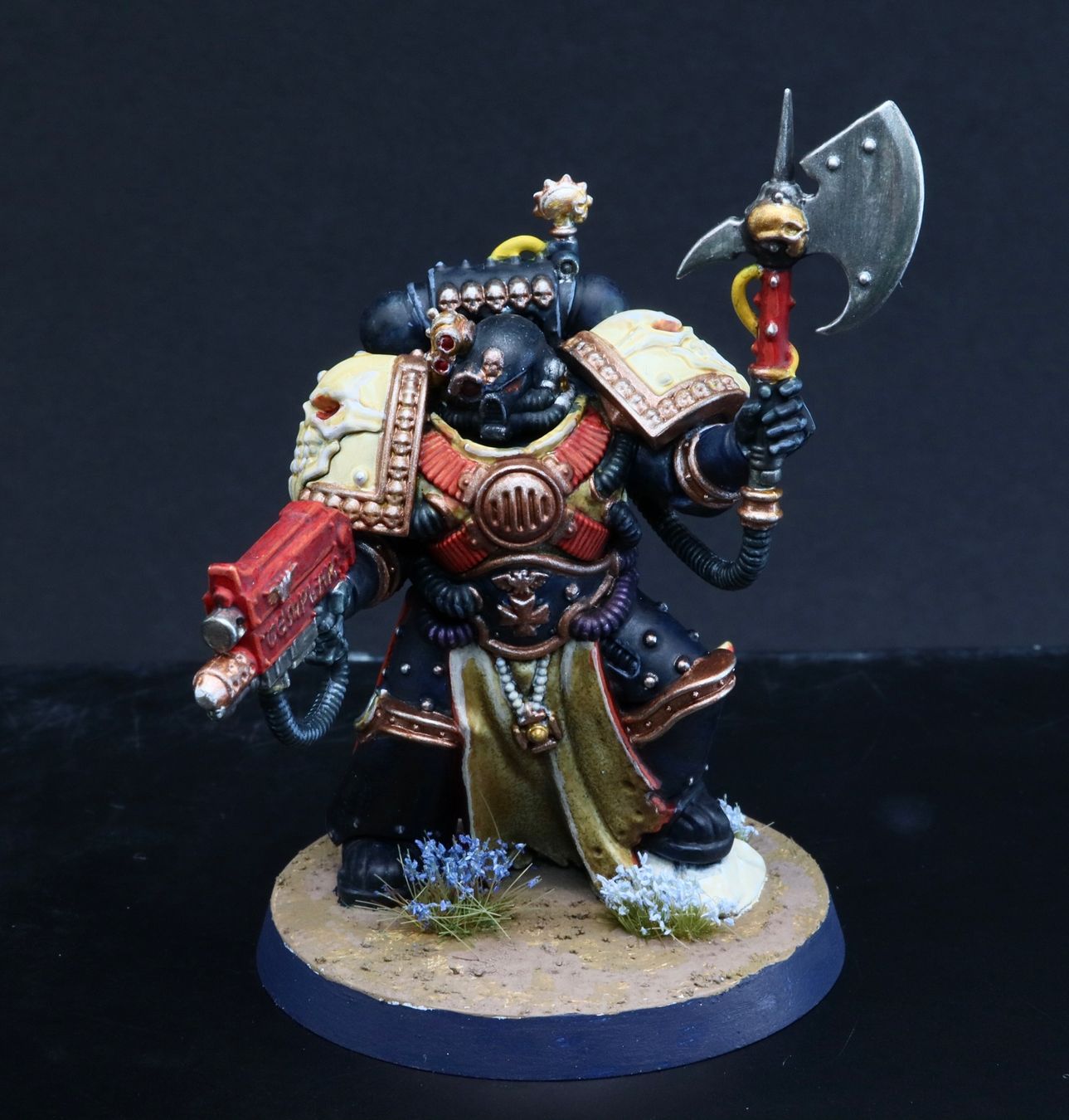 Modellbausätze & Standmodelle: Warhammer 40k Black Templar Castellan – Neu (gemäss Beschreibung) aus Muttenz von TamiyaFanboy79