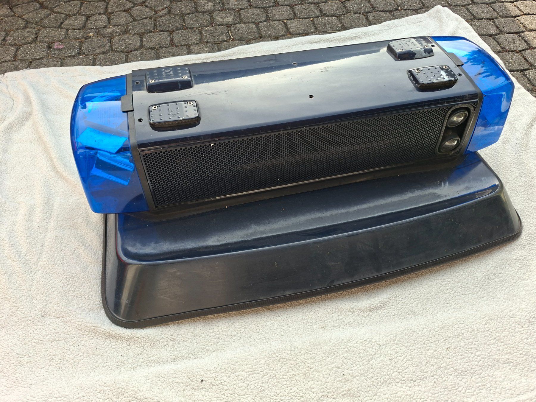 Tutti pezzi di ricambio auto: Blaulicht Hella RTK6-SL Rundumleuchte gebraucht #2 – Difettoso da Toffen venduto da samuelpb 1