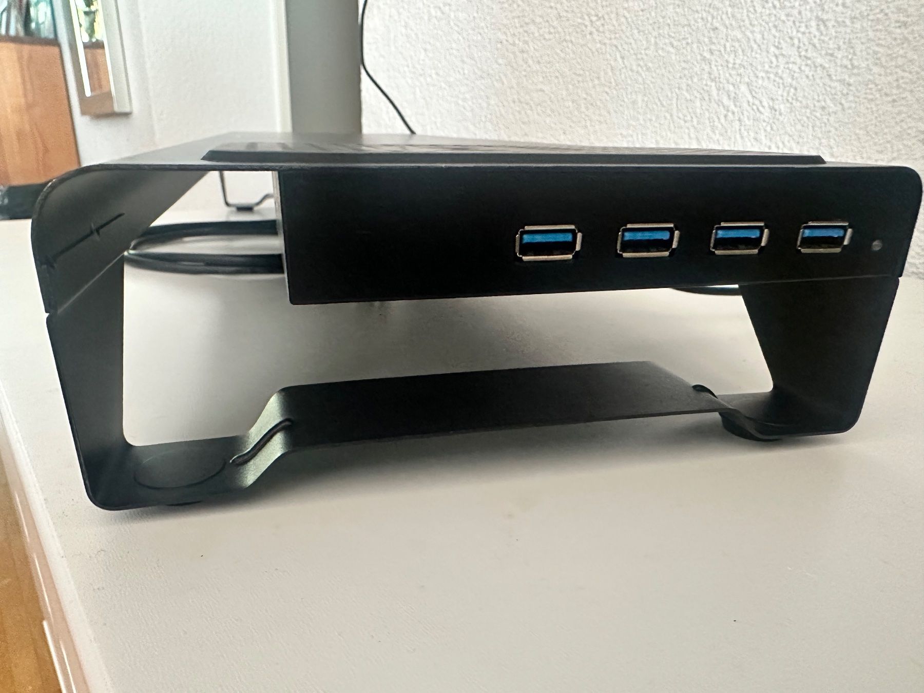 Bildschirmhalterung: Monitorständer Sharkoon mit Ladefunktion – Gebraucht aus Bülach von Jubet 8