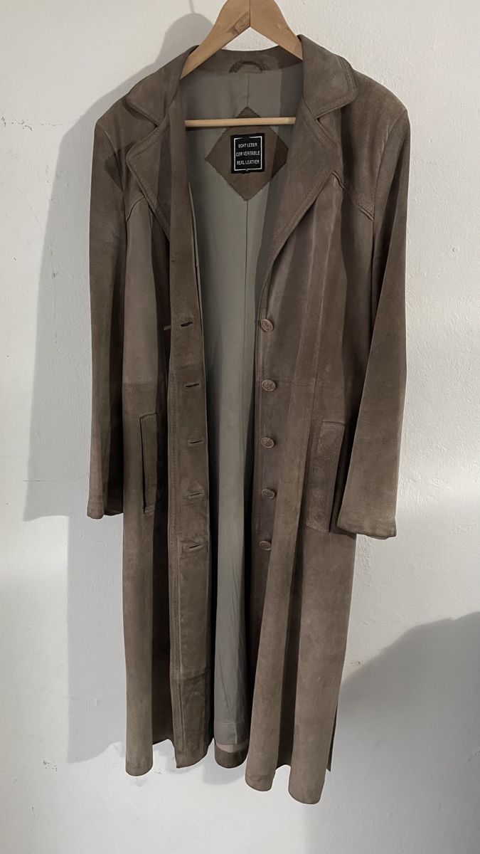 Cappotti: Manteau en daim vintage, taille M – Usato da Neuchâtel venduto da nicolasbaud
