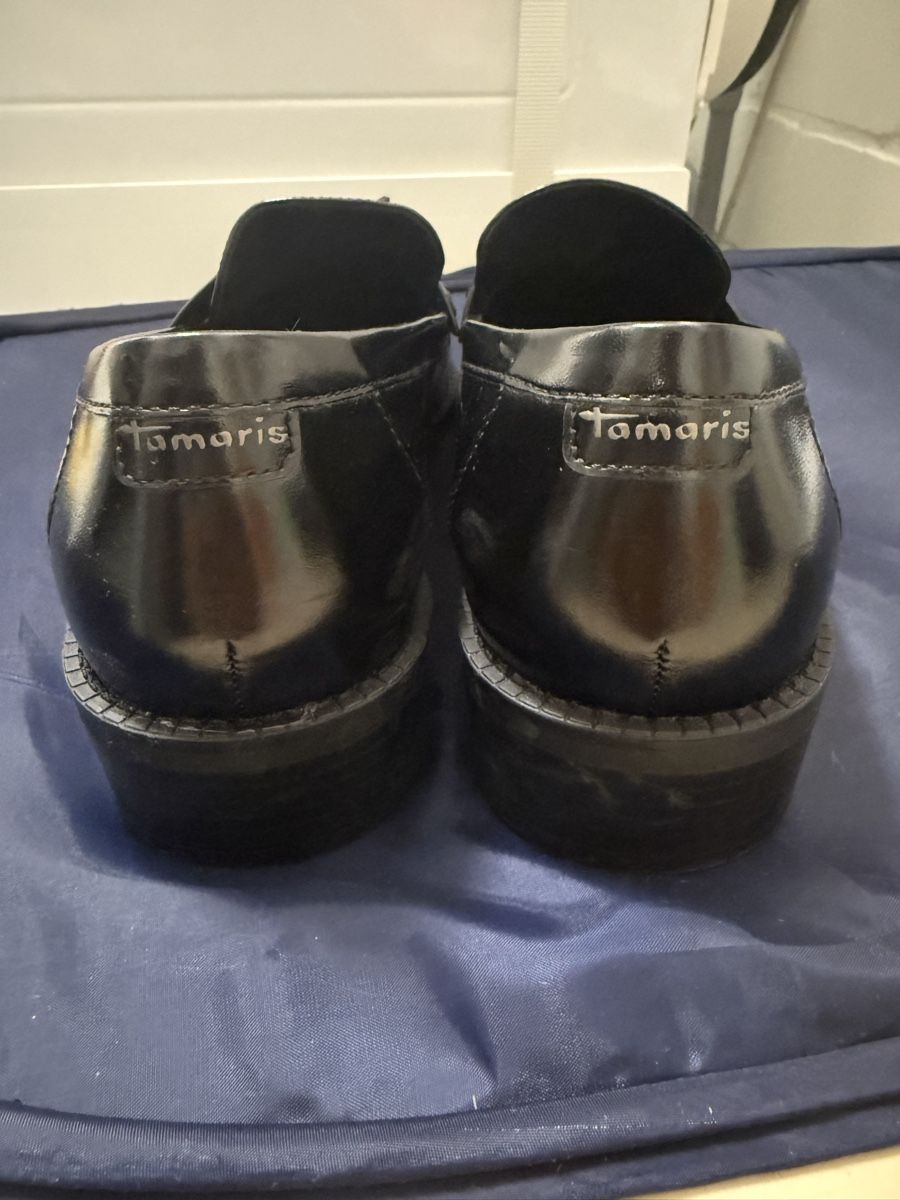 Tamaris Damenschuhe: Tamaris Mocassins noirs – Gebraucht aus Caslano von Elena61 2