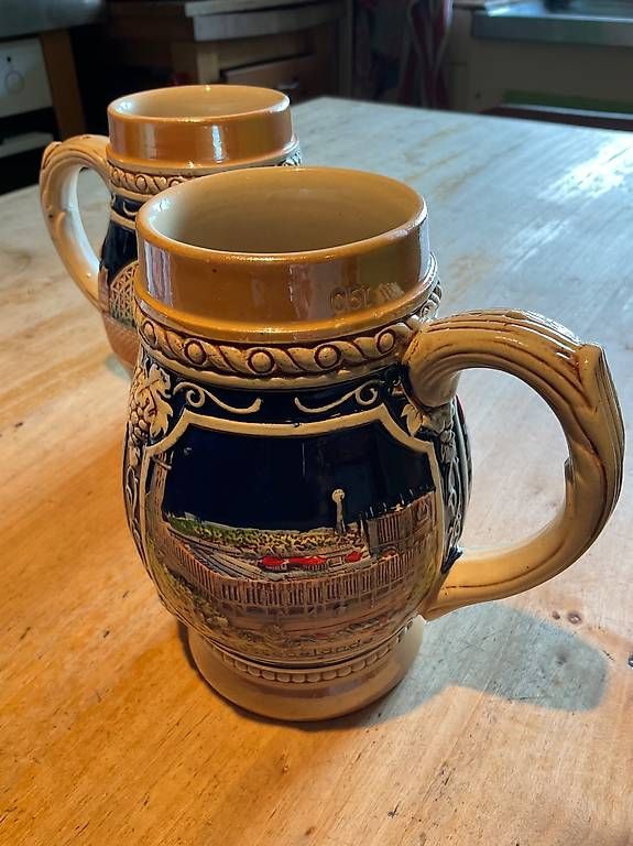 Bicchieri: Chope à bière en grès – Usato da Correvon venduto da HelloBello71 5