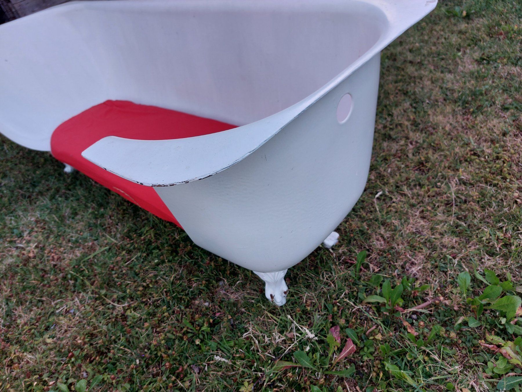 Sofas: Kultiges "Badewanne-Sofa" – Gebraucht aus Uznach von HePaH1 4
