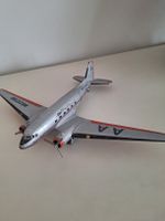 DC3 der American Airlines, antik von ERTL