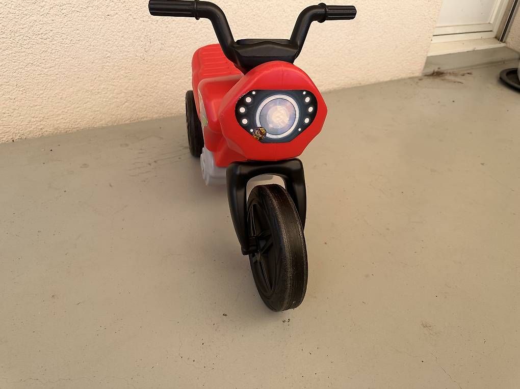 Veicoli per bambini: Rotes Kindermotorrad – Usato da Zürich venduto da wer_nys2