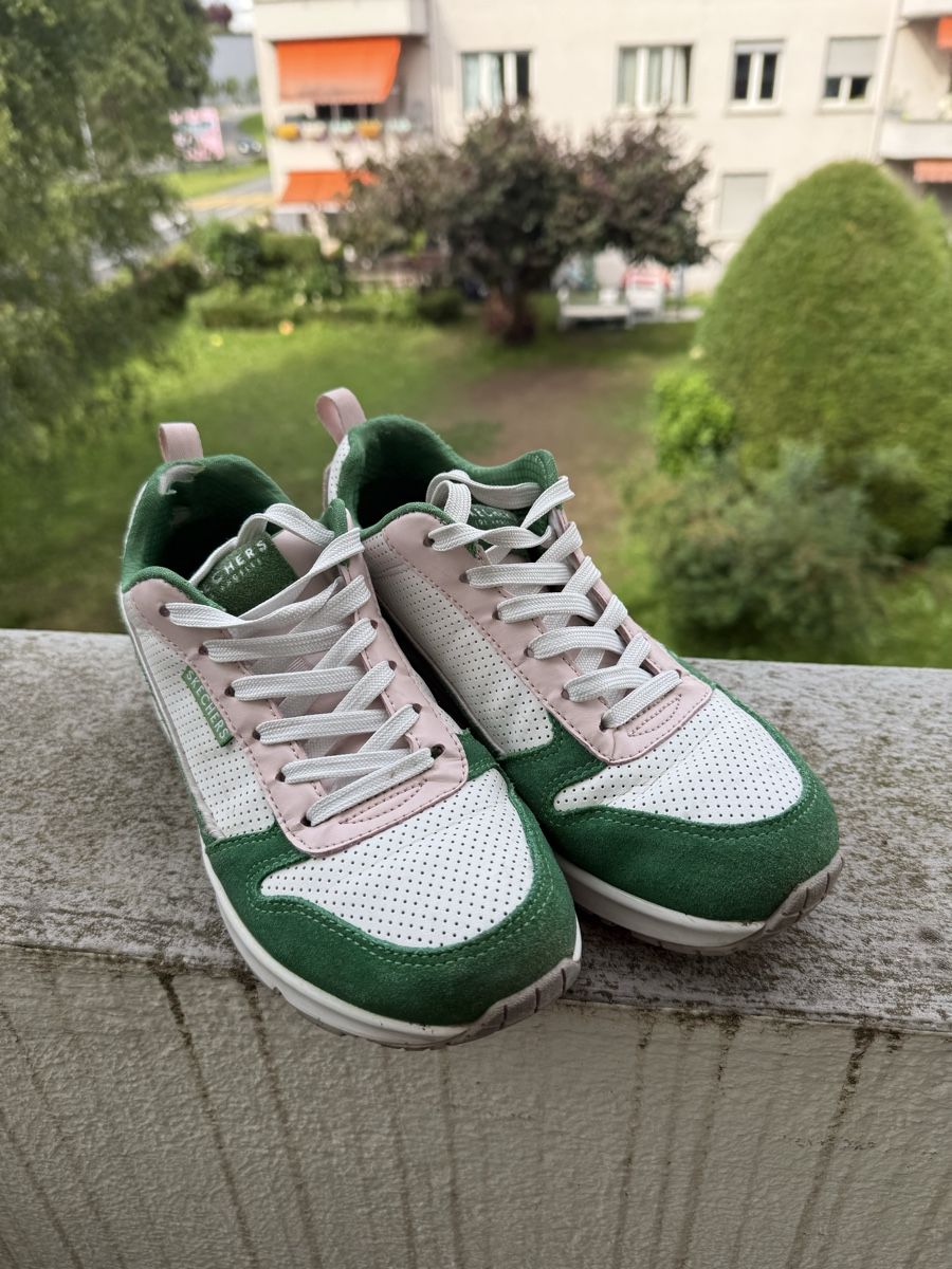 Skechers Scarpe da donna: Skechers, Grösse 37. – Usato da Emmenbrücke venduto da mar_6gss