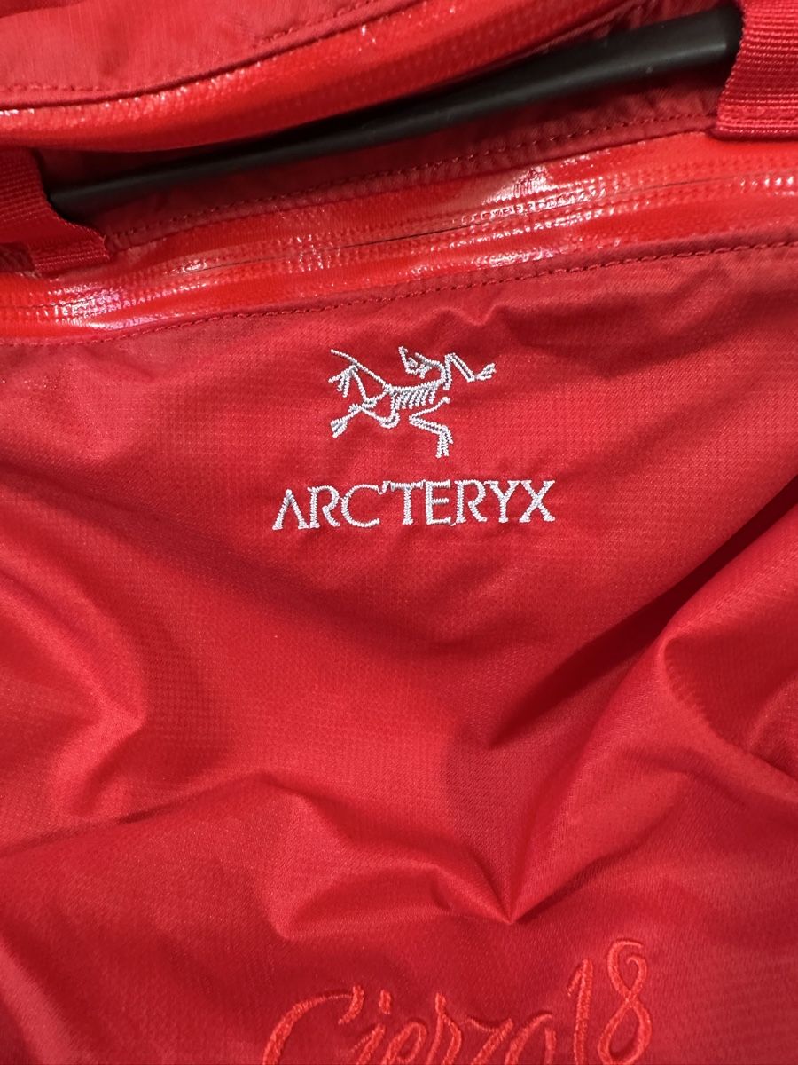 Arcteryx Zaini: Arcteryx Rucksäcke  – Usato da Pfäffikon ZH venduto da Nataliia. 1
