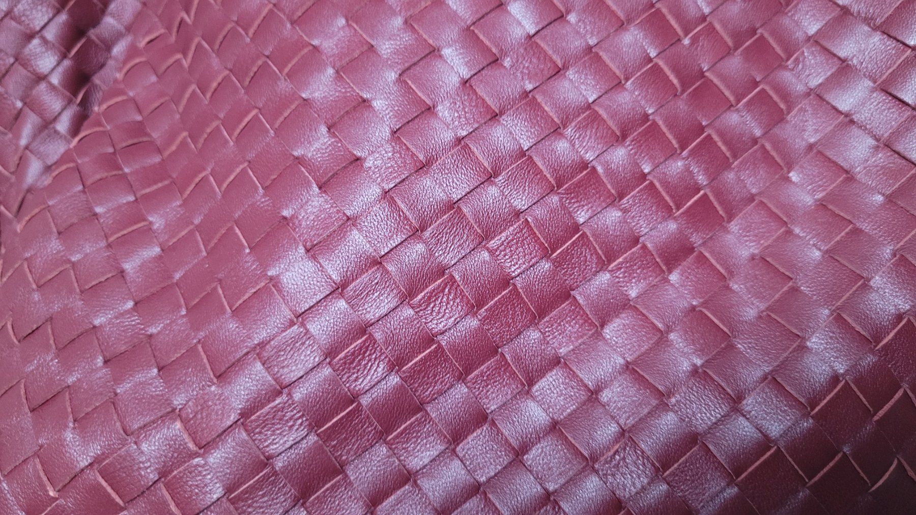 Borse da donna: Wunderschöne geflochtene Handtasche, weinrot – Nuovo (secondo la descrizione) da Zürich venduto da mgn1 3