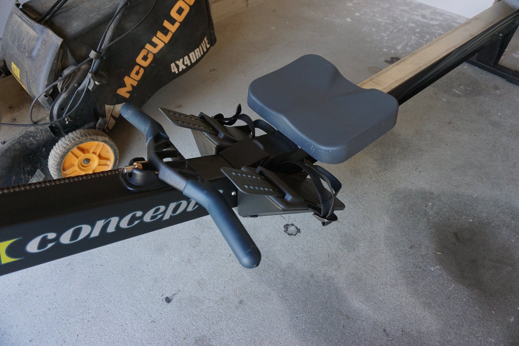 Concept 2 Hometrainer: Concept 2 Rudergerät Indoor Rower Model D mit PM3 – Gebraucht aus Niederwil AG von strandbikini 9