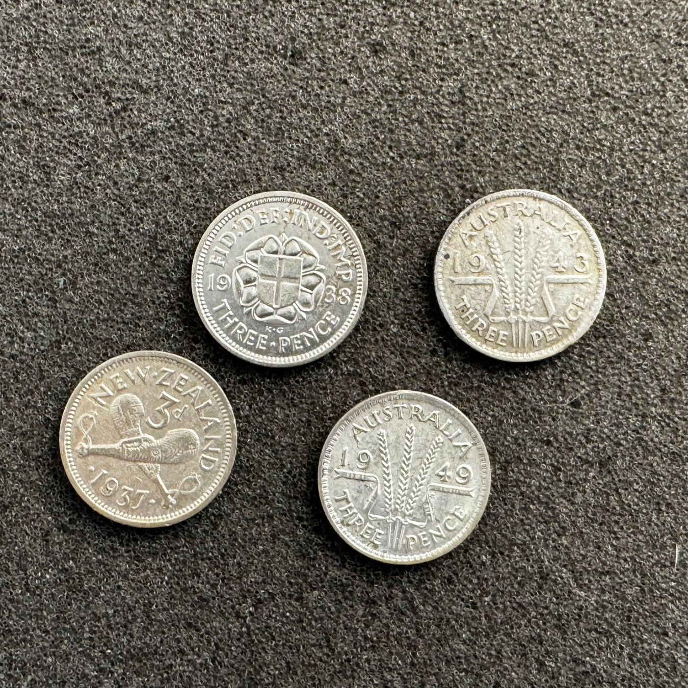 Alle Münzen: 4 x 3 Pence Silber Australien div. Jahre – Gebraucht aus Reitnau von tb-muenzen