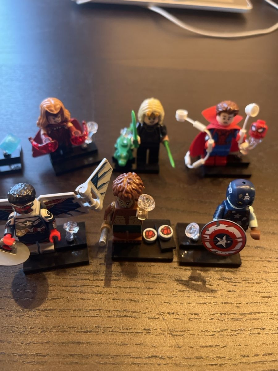 Lego Statuette: Marvel Lego Figuren – Nuovo (secondo la descrizione) da Einsiedeln venduto da sandramon 2