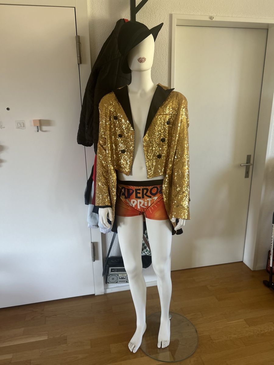 Autres décorations & accessoires: Schaufensterpuppe – D'occasion à Luzern par Narnoldia